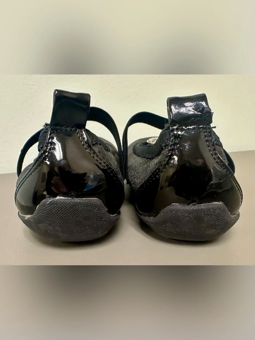 Michael Kors Riley Malia Girls Black Glitter Mary Jane Flats Size 12